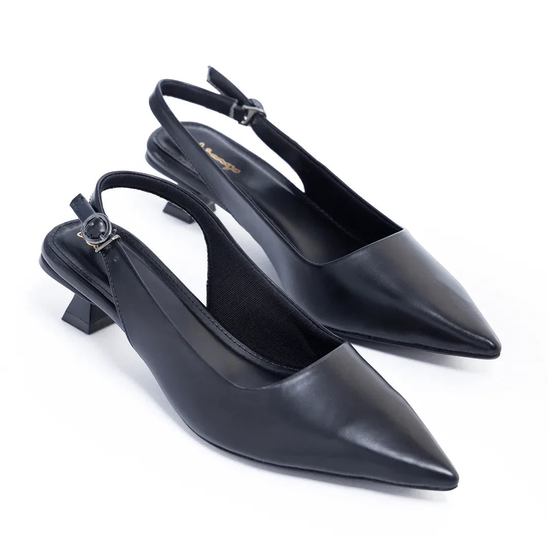 Pointed Classic Pumps - Matte Black