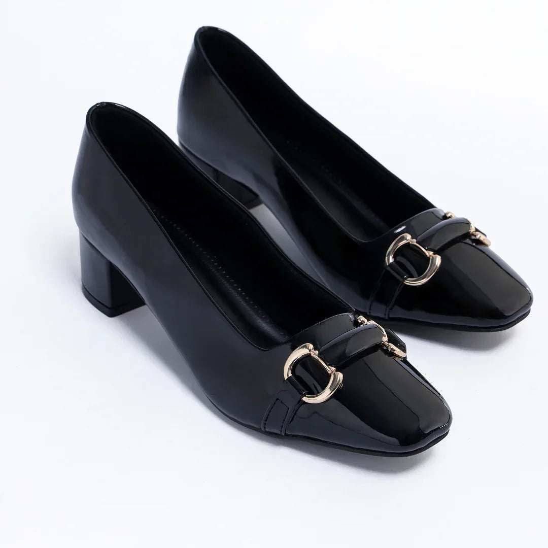 Classic Low Heel Pumps - Black