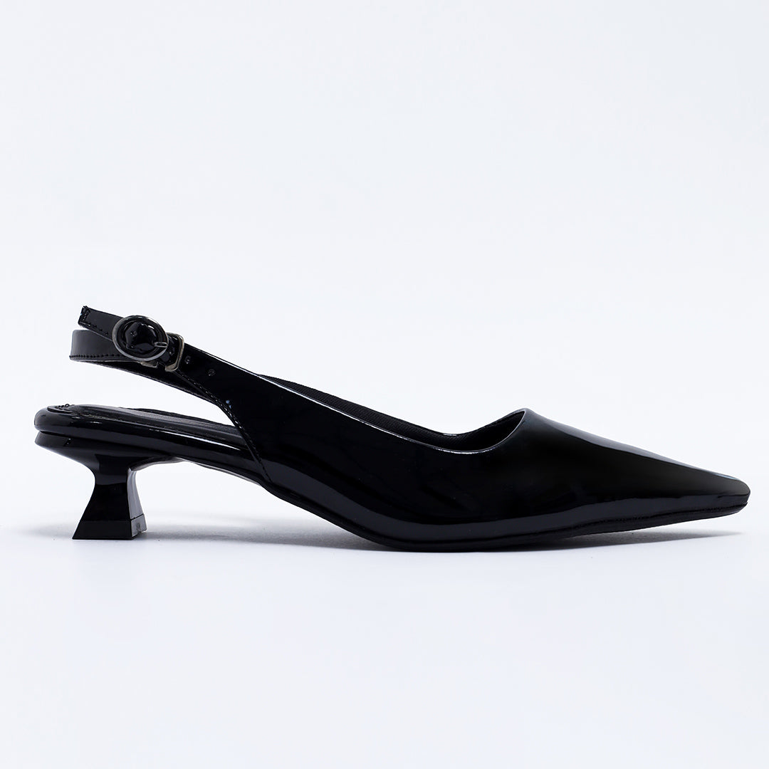 Pointed Classic Pumps - Glossy Black